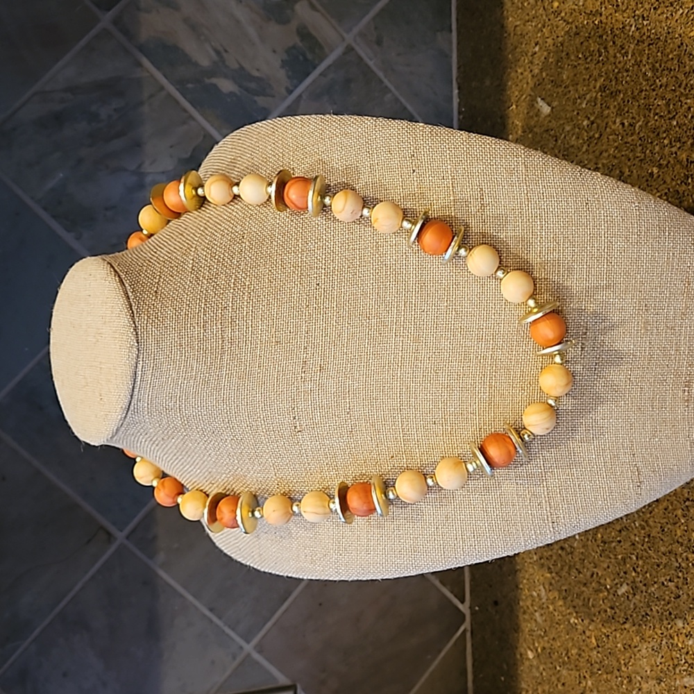 Vintage Wooden Beads Necklace  80s